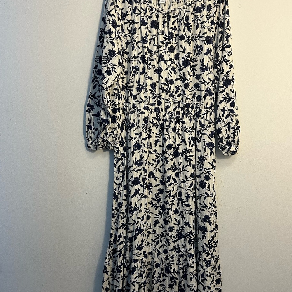 Old Navy Black and White Floral Mini Dress
